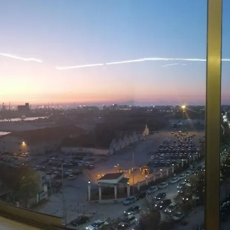 Iris Салоники